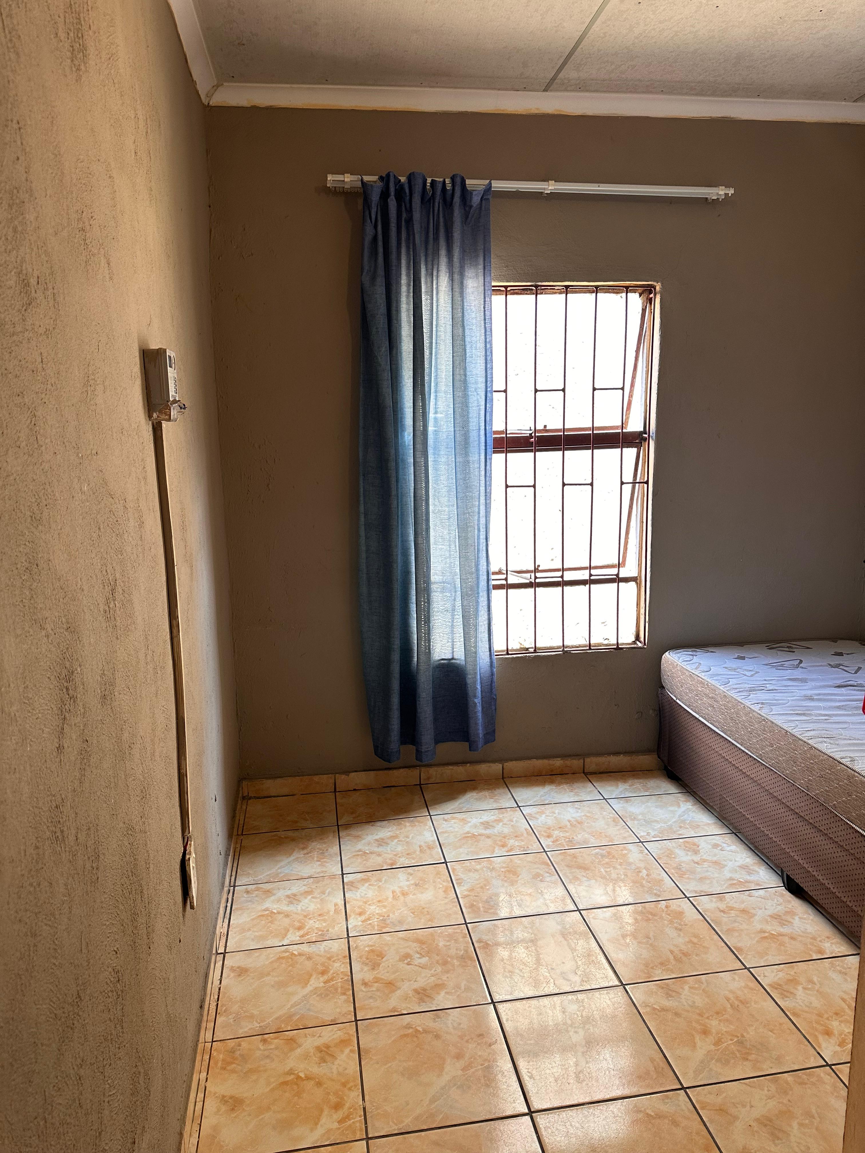 Standard room at Maps Student Accommodation